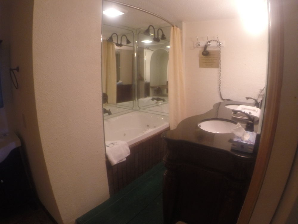 Executive Inn And Suites واكو المظهر الخارجي الصورة